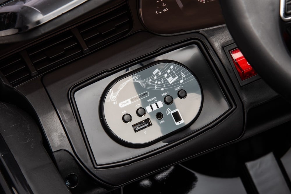 audi-q7-elektrisch-kinder-accu-voertuig-eindhoven
